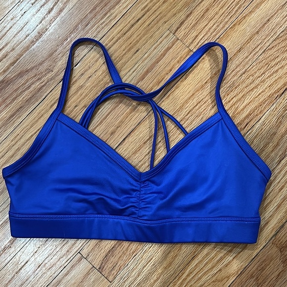 ALO sports bra - Picture 2 of 3
